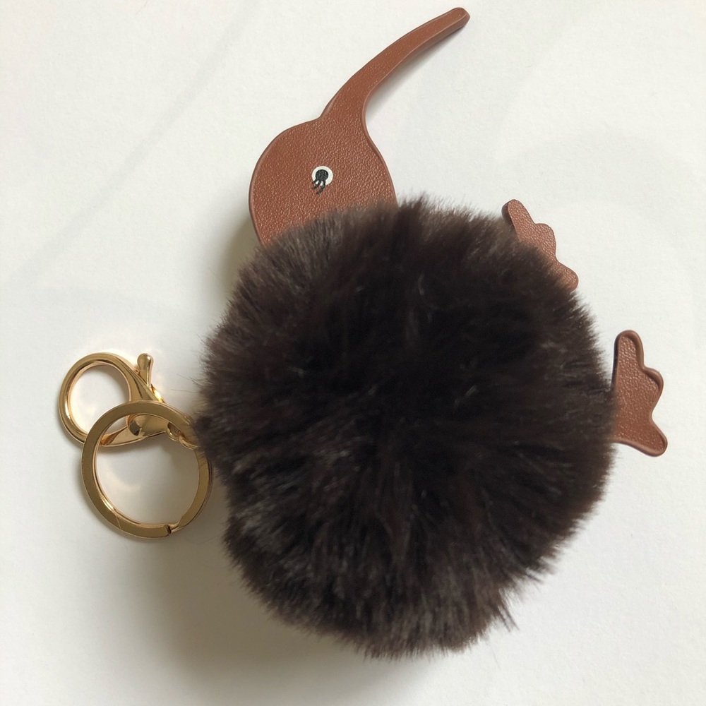 Kiwi pompom Keychain - Picture 2 of 2